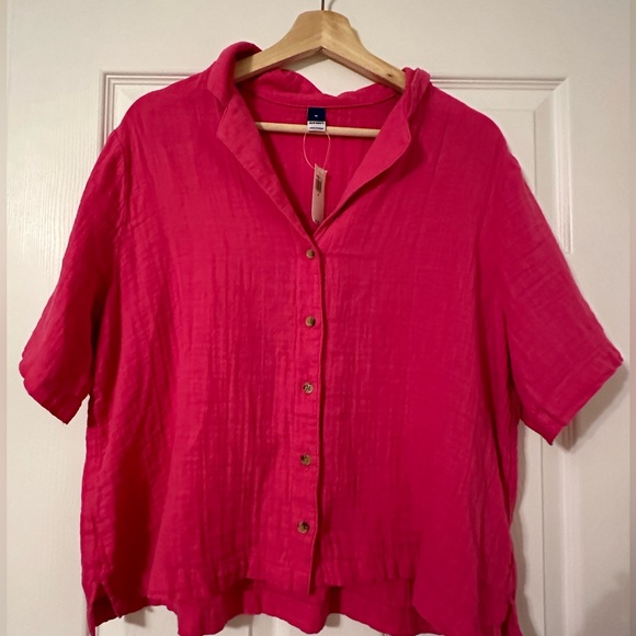 🆕 Old navy cropped button up. NWT. Size medium. - Picture 1 of 4